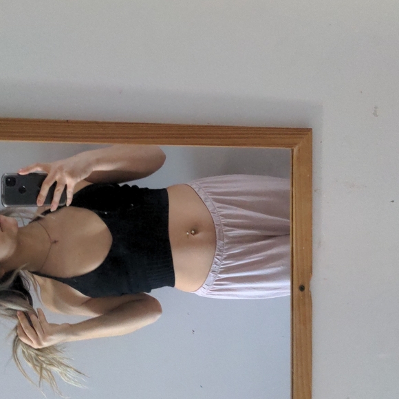 XS/S Hera Black Knit Camisole - Picture 12 of 13